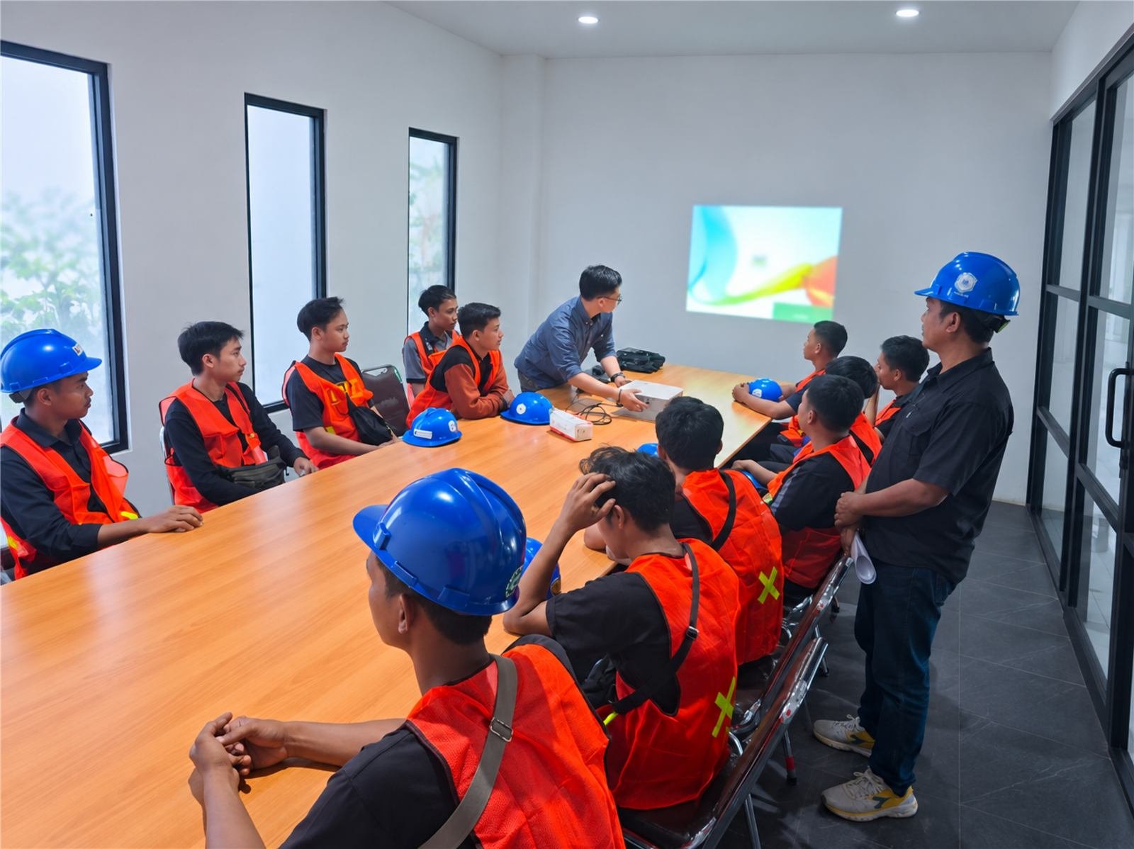 Pembekalan K3 Peserta Pelatihan